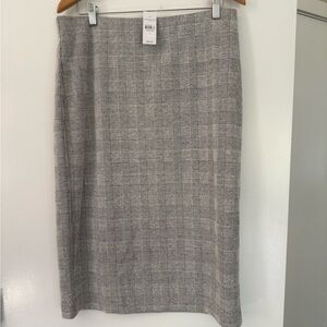 Ann Taylor Gray Checkered Pencil Skirt